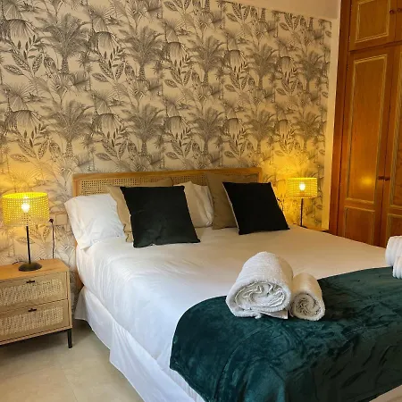 City Center 3 Bedroom Eurobell 2 Apartment